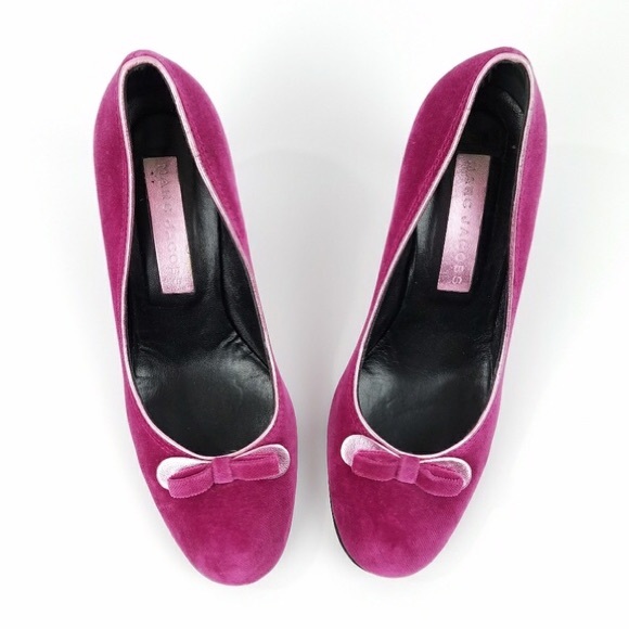 Marc Jacobs Shoes - Marc Jacobs Fuchsia Heels with Metallic Trim